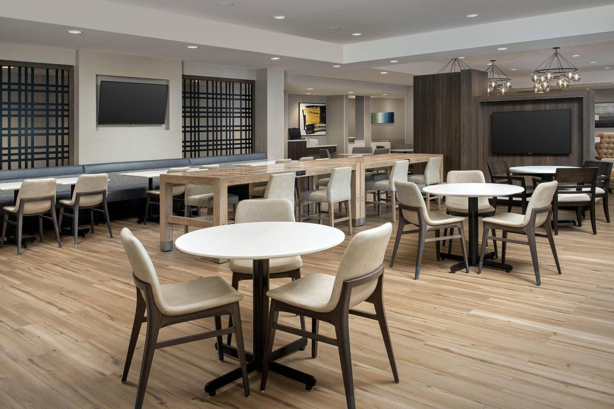 Residence Inn Doral Mall Area エクステリア 写真